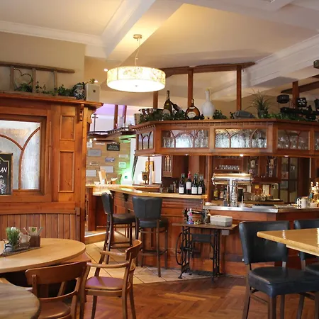 Weisses Ross Hotel