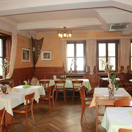 Hotel Weisses Ross 3*