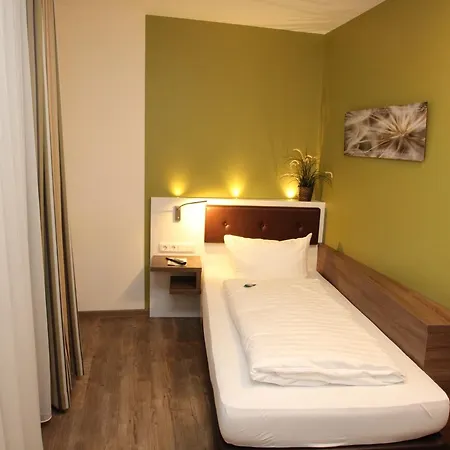 Hotel Weisses Ross Kleinostheim