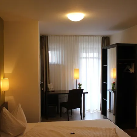 Weisses Ross Hotel 3*