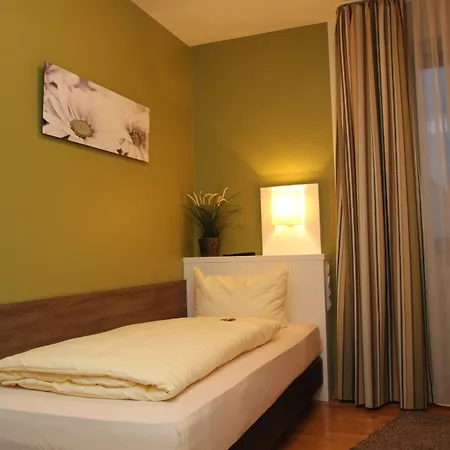 Weisses Ross Hotel 3*